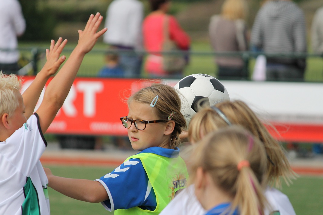 Oefenwedstrijd E2 Almkerk 188.JPG